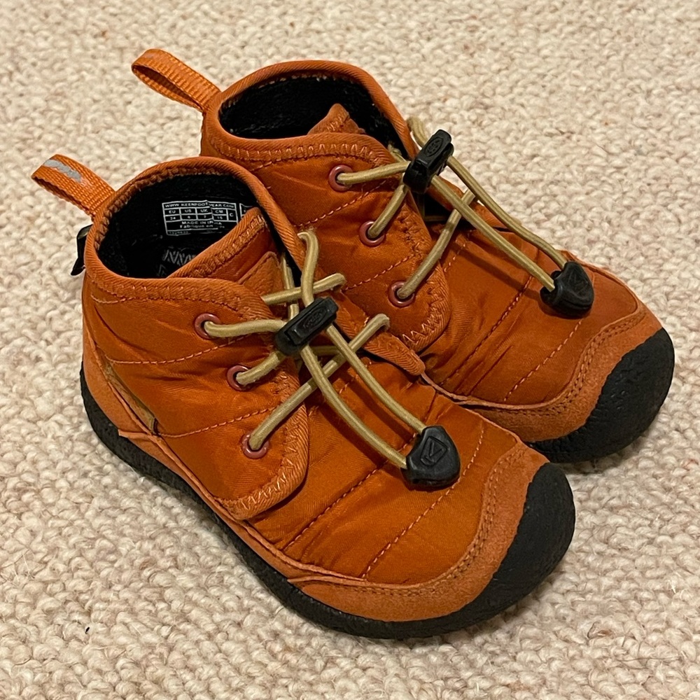 Keen Howser Chukka Boot in Rust Orange Toddler Size 8